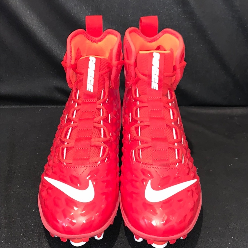 Nike Force Savage Varsity TD Football Cleat - Picture 2 of 6